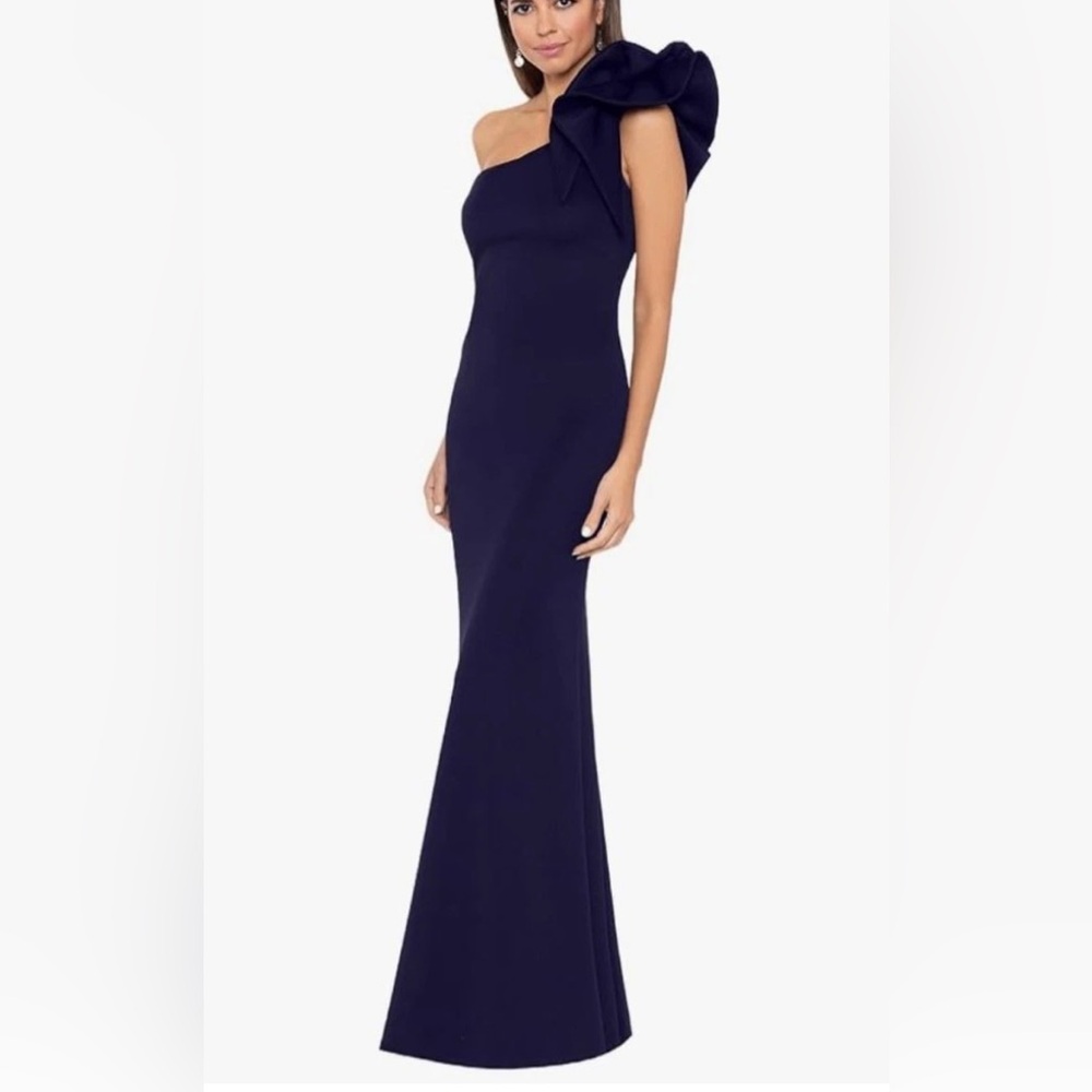Betsey and Adam women’s One-Shoulder blue Evening Gown size 6